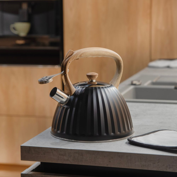 Czajnik nierdzewny HENRY 2,8l czarny